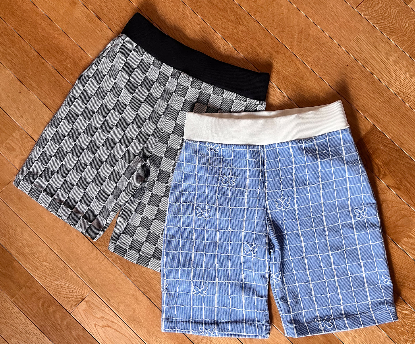 Ribbed Fitted Short | Lt. Blue / Butterfly