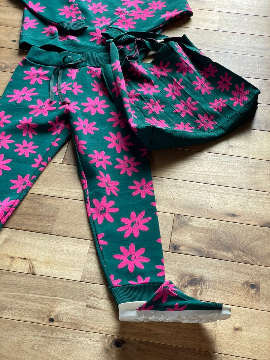 Flossy / Sandals / Flower