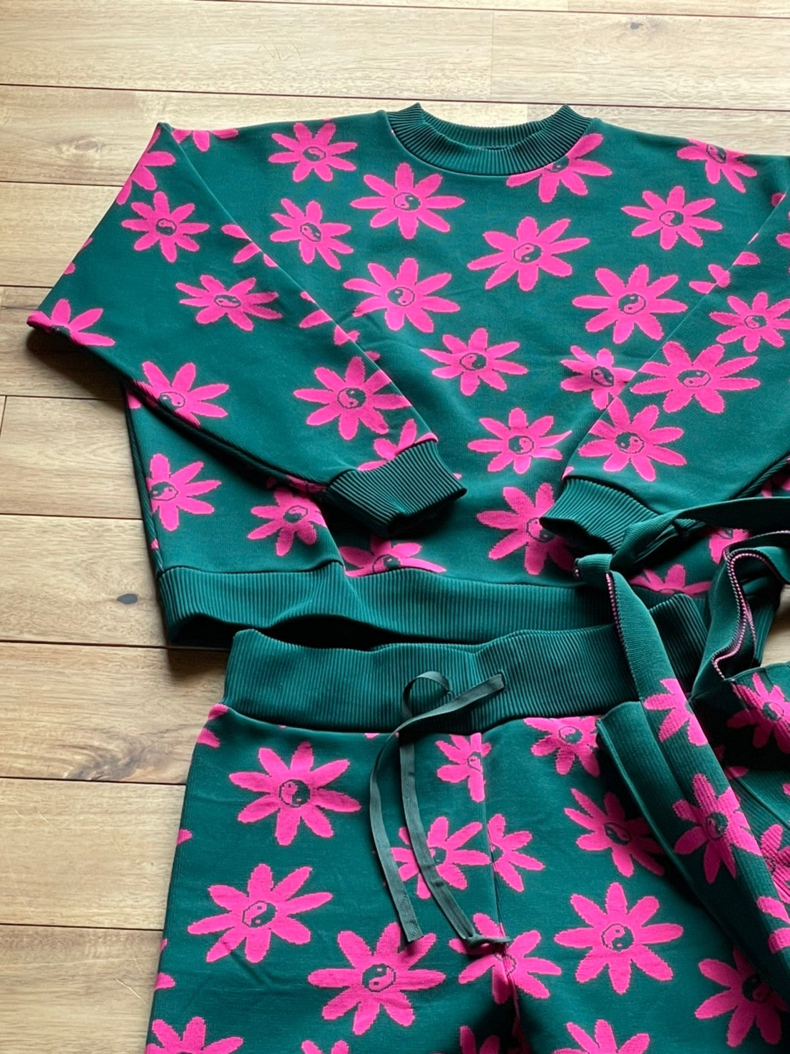 Flossy / Top / Flower